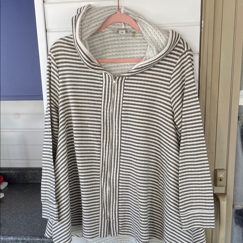 Simply Noelle Polka Dot Top-Brown and White